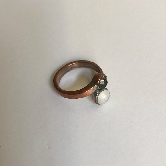 Vintage silvertone, copper and glass ring size 8 1/2 - Picture 5 of 7